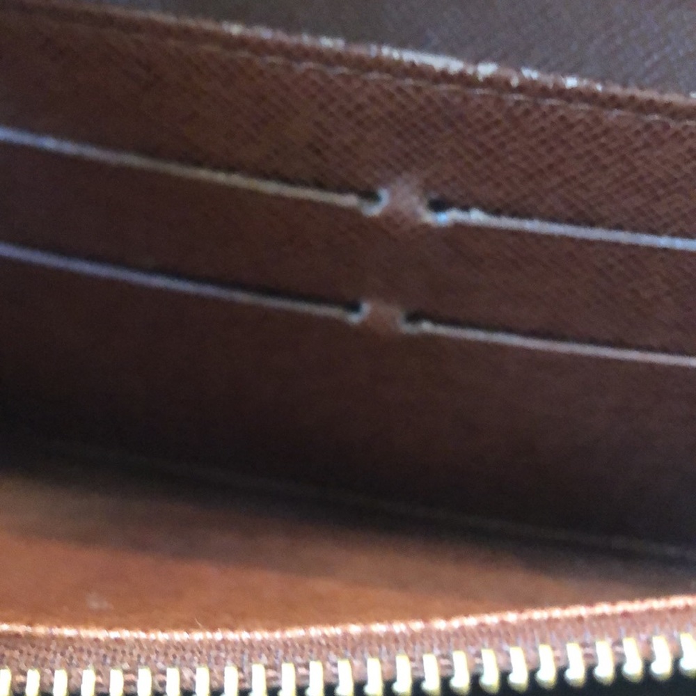 Authentic Louis Vuitton Monogram Sarah Long Wallet with Box - Picture 13 of 15